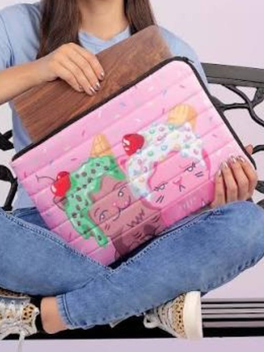 NEW Moriah Elizabeth - Shelly and Eustace - Laptop Case 13.5" x 9"